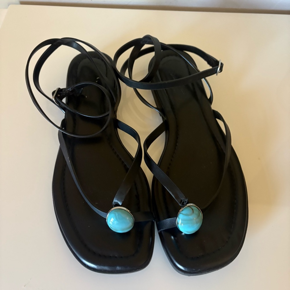 Universal Thread Women’s Black Strappy Sandals with Turquoise Accent - Picture 3 of 9